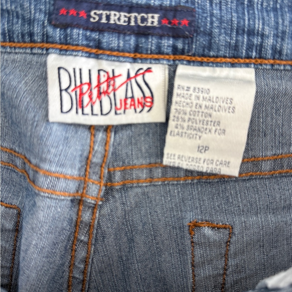 Vintage denim jeans Bill Blass cream lace detail. Size 12P - Picture 4 of 10